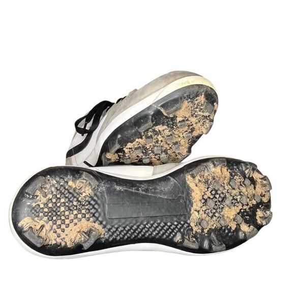 ***SOLD*** Nike Jordan 1 Low MCS Gray White Baseball Cleat CJ8524-012 Size 8.5 - Picture 5 of 6